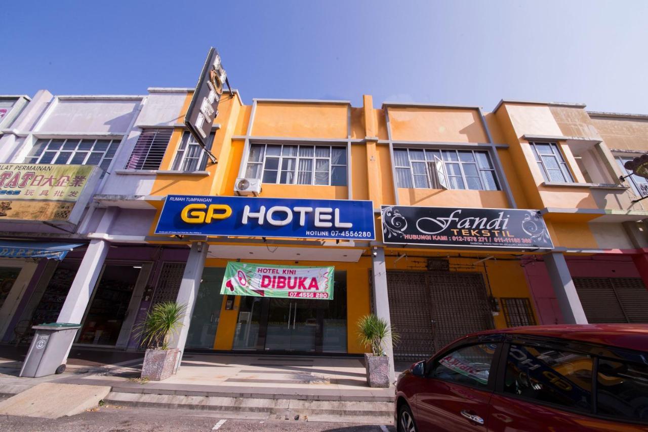 Golden Pearl Hotel Near Universiti Tun Hussein Onn Malaysia Uthm Batu Pahat Exterior photo